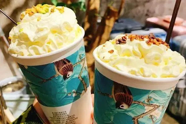 打造个人品牌，加盟茶颜悦色
